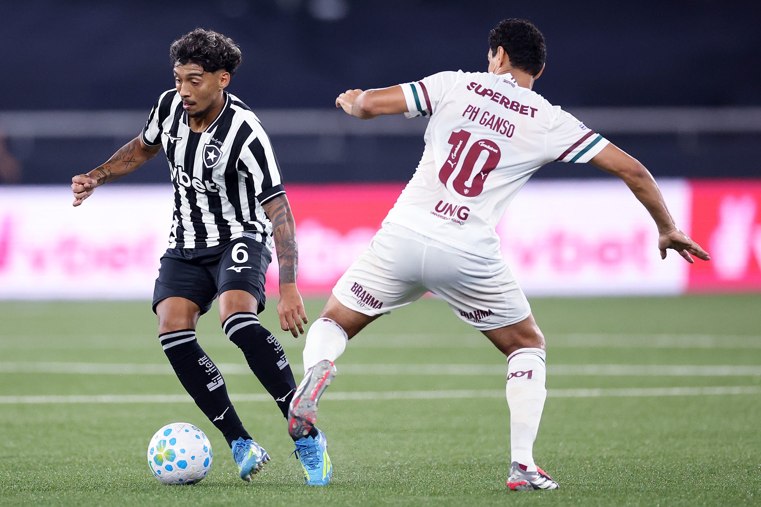 botafogo-x-fluminense:-veja-fotos-do-classico-pelo-campeonato-brasileiro