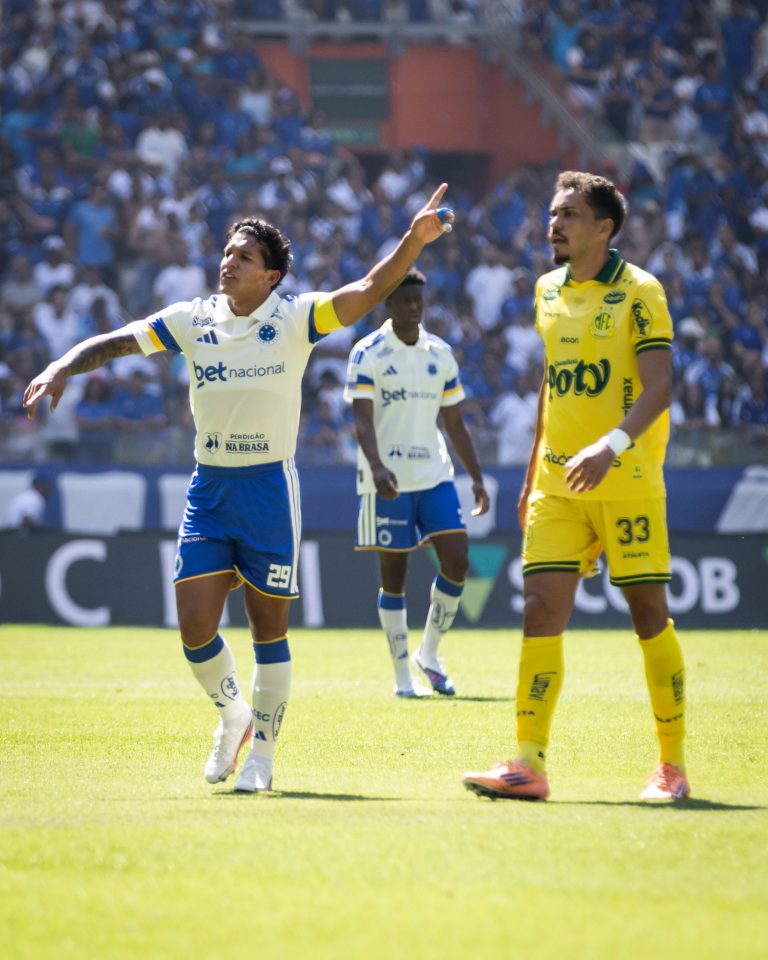 veja-fotos-do-duelo-entre-cruzeiro-e-mirassol-pelo-brasileirao