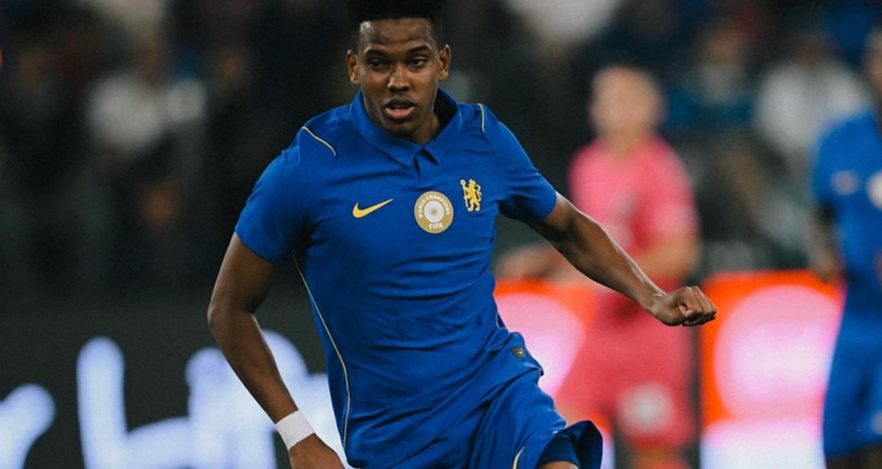 estevao-passa-em-branco,-e-chelsea-amarga-empate-com-time-da-malasia-em-amistoso