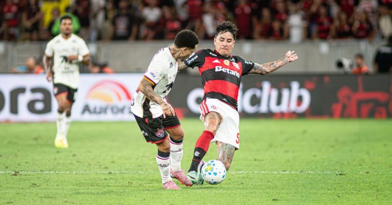 sem-tempo-para-respirar,-vitoria-perde-para-o-flamengo-e-mantem-jejum-no-brasileirao
