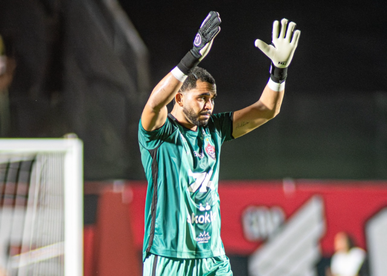 lucas-arcanjo-cita-derrota-como-aprendizado-e-valoriza-desempenho-do-vitoria