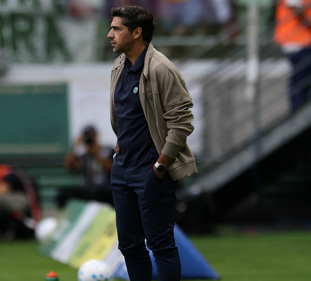 abel-ve-atuacao-“muito-abaixo”-do-palmeiras-e-lamenta-empate-contra-o-inter:-“faltou-inspiracao”