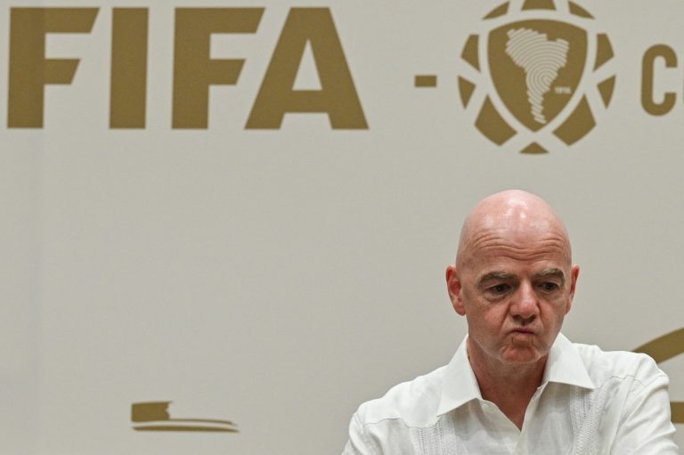 uefa,-concacaf-e-afc-afirmam-a-infantino-que-o-futebol-‘nao-pertence-a-nenhum-individuo’