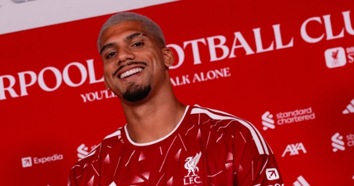 liverpool-fecha-com-ronald-araujo-por-emprestimo-do-barcelona