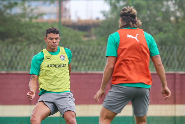 com-thiago-silva,-fluminense-encerra-preparacao-para-duelo-com-rivadavia