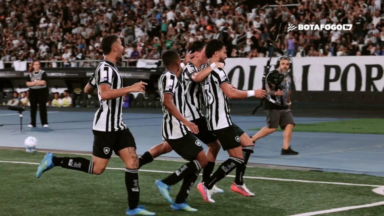 golaco-de-falta-de-alex-telles-no-classico-vovo;-confira