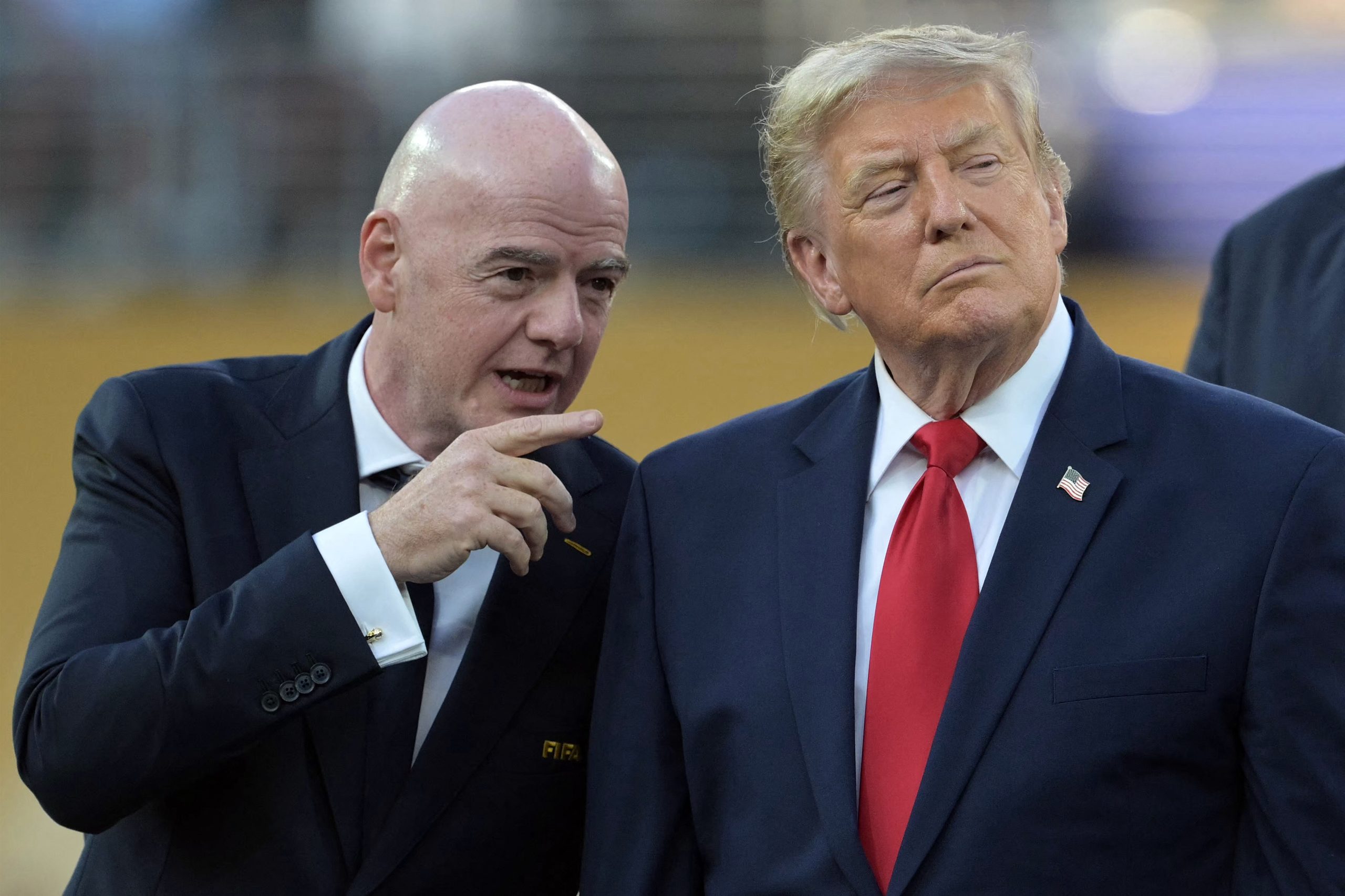 em-meio-a-crise-na-fifa,-trump-diz-que-substituir-infantino-seria-“erro-terrivel”