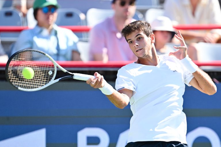 jodar-vence-fils-em-montreal-e-vai-a-sua-primeira-semifinal-de-masters-1000
