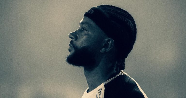 memphis-acusa-corinthians-de-romper-acordo-por-renovacao:-“comportamento-inaceitavel”