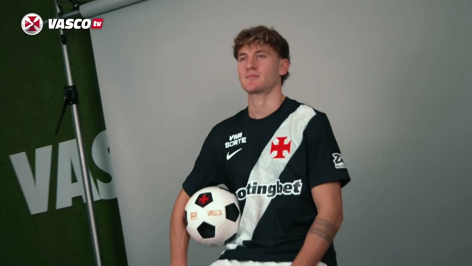vasco-acerta-contratacao-de-colidio:-“posso-jogar-em-qualquer-lugar-no-ataque”