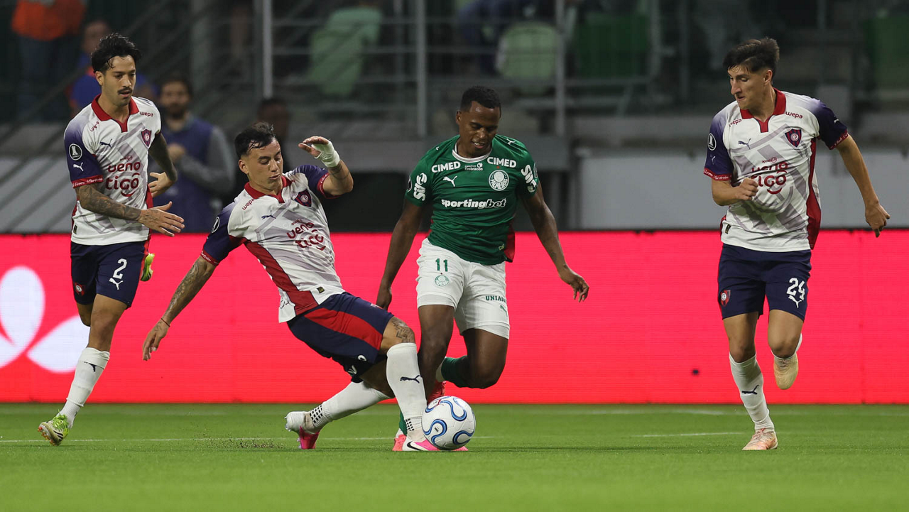 atuacoes-do-palmeiras:-flaco-lopez-e-decisivo,-mas-carlos-miguel-falha-em-empate