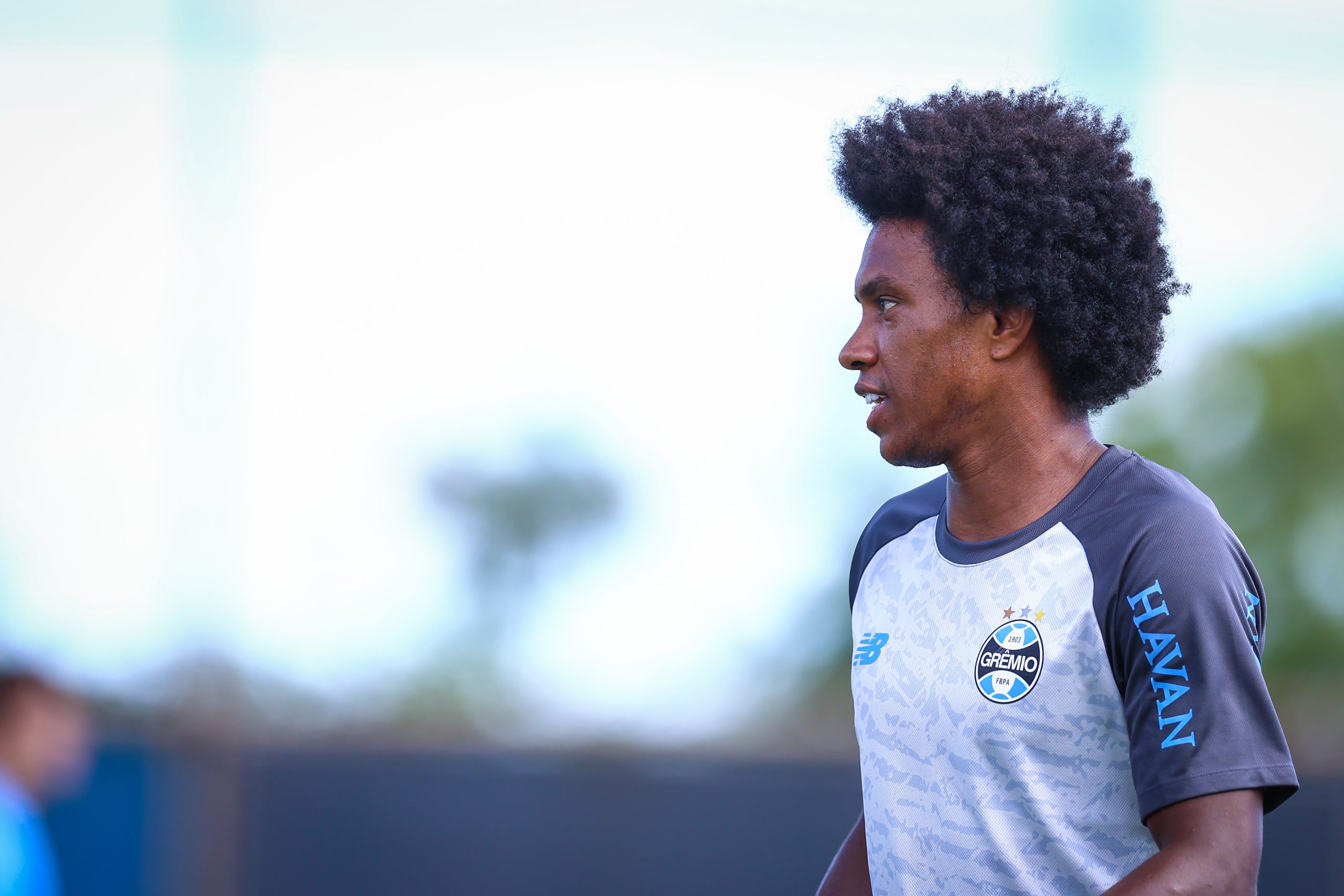 willian-negocia-saida-do-gremio-e-planeja-retorno-ao-futebol-europeu