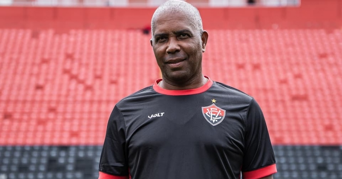 vitoria-anuncia-jonilson-veloso-como-novo-tecnico-do-sub-20