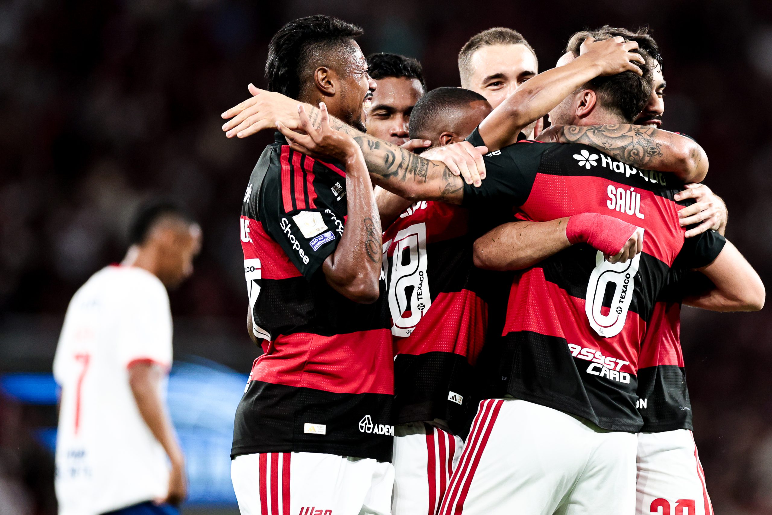 flamengo-lidera-audiencia-no-youtube-em-julho;-santos-cresce-e-se-destaca