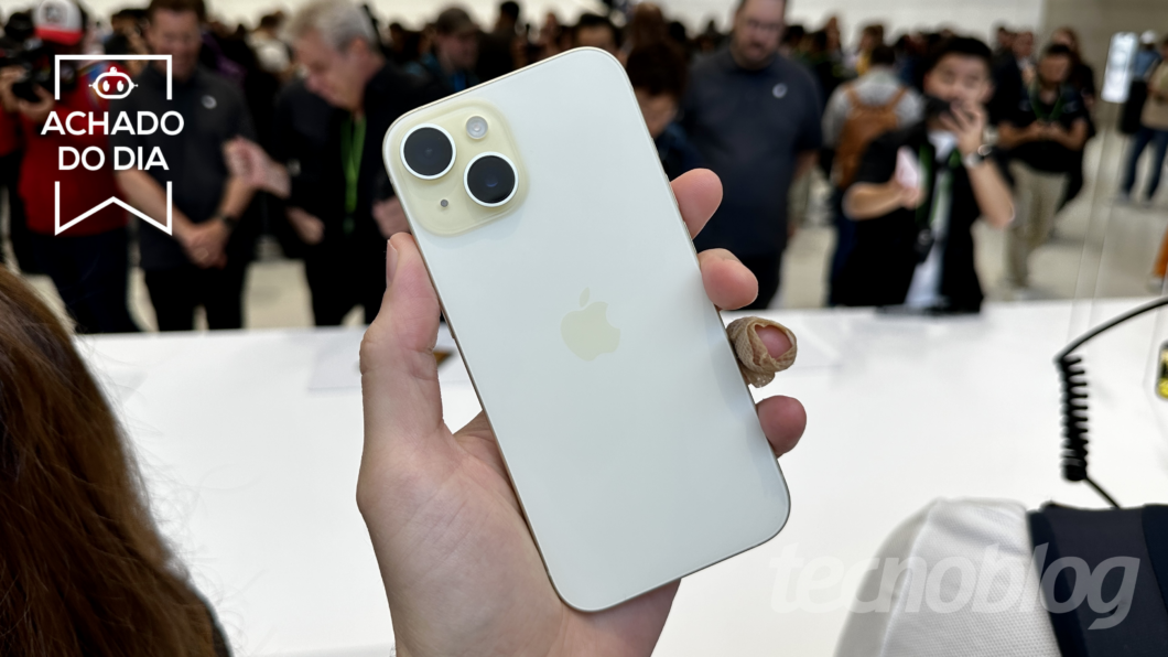 custo-beneficio:-iphone-15-(256-gb)-tem-desconto-no-mercado-livre