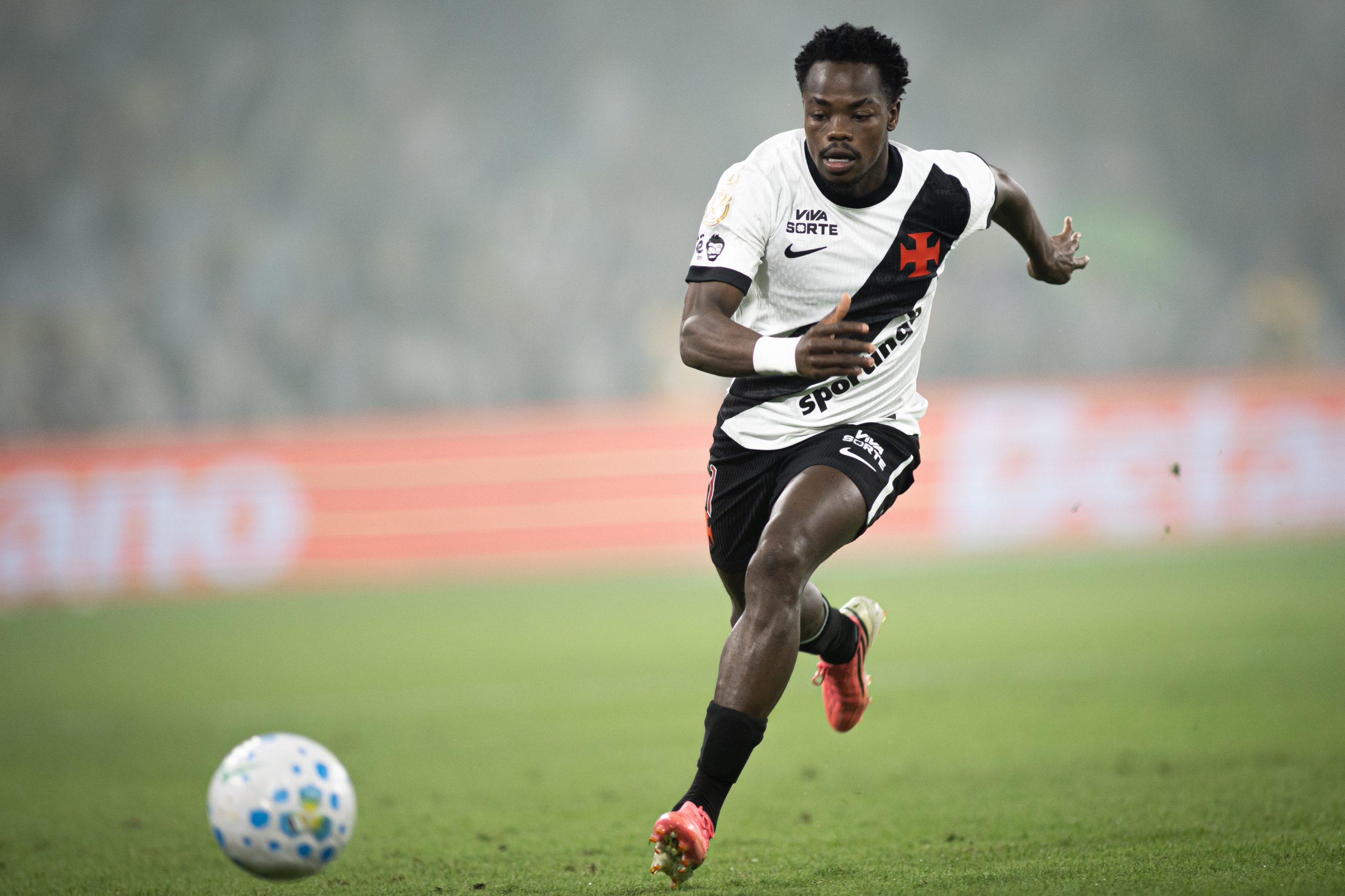 com-desfalques,-vasco-divulga-relacionados-para-duelo-contra-o-olimpia