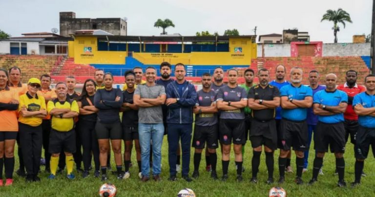 curso-de-capacitacao-para-arbitros-da-fbf-e-realizado-em-itapetinga