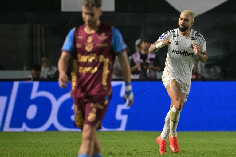 neymar-da-assistencia-maravilhosa-para-gabigol-empatar-para-o-santos