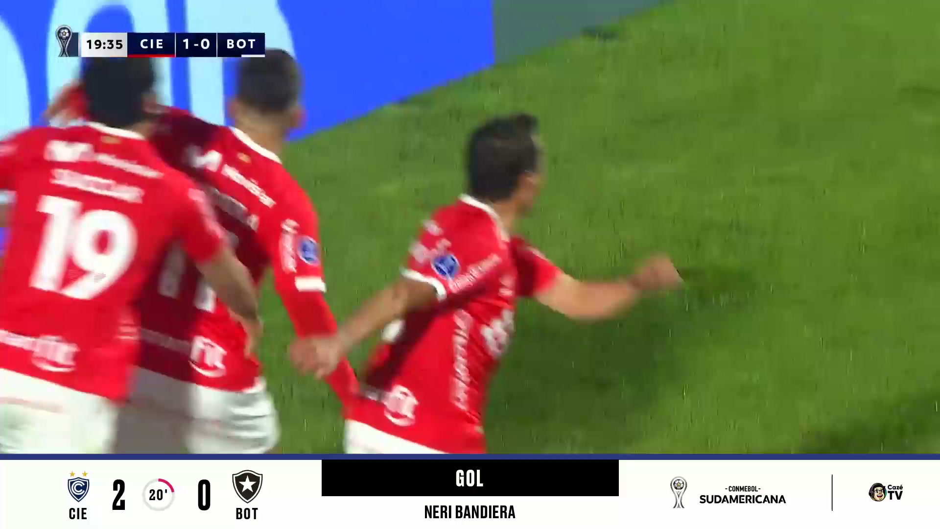 zaga-do-botafogo-perde-mais-uma-bola-aerea-e-cienciano-marca-o-segundo;-veja-o-lance