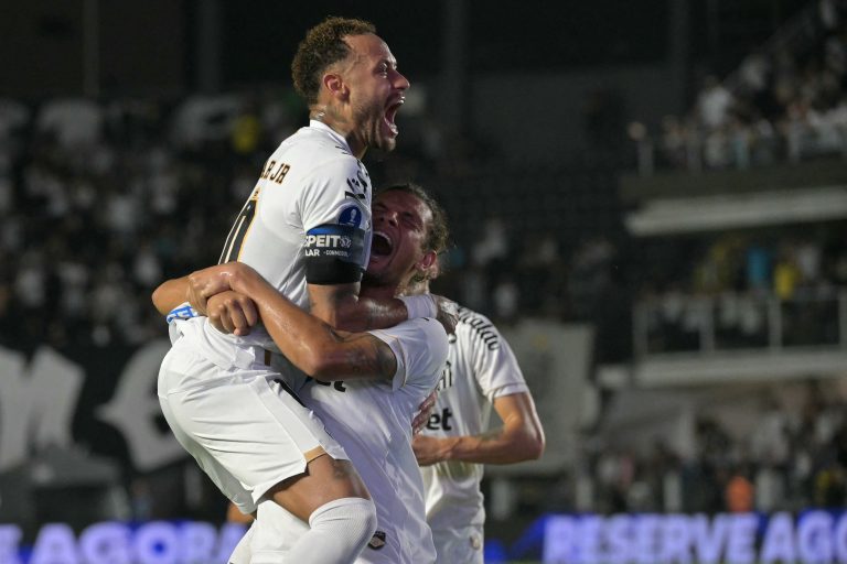 neymar-revela-incomodo-com-postura-do-santos-e-cobra-mudanca:-“tem-que-vibrar-junto”