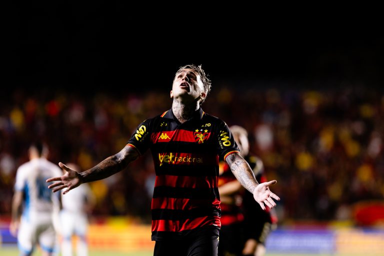 sport-vence-londrina,-chega-a-seis-jogos-invicto-e-entra-no-g6-da-serie-b