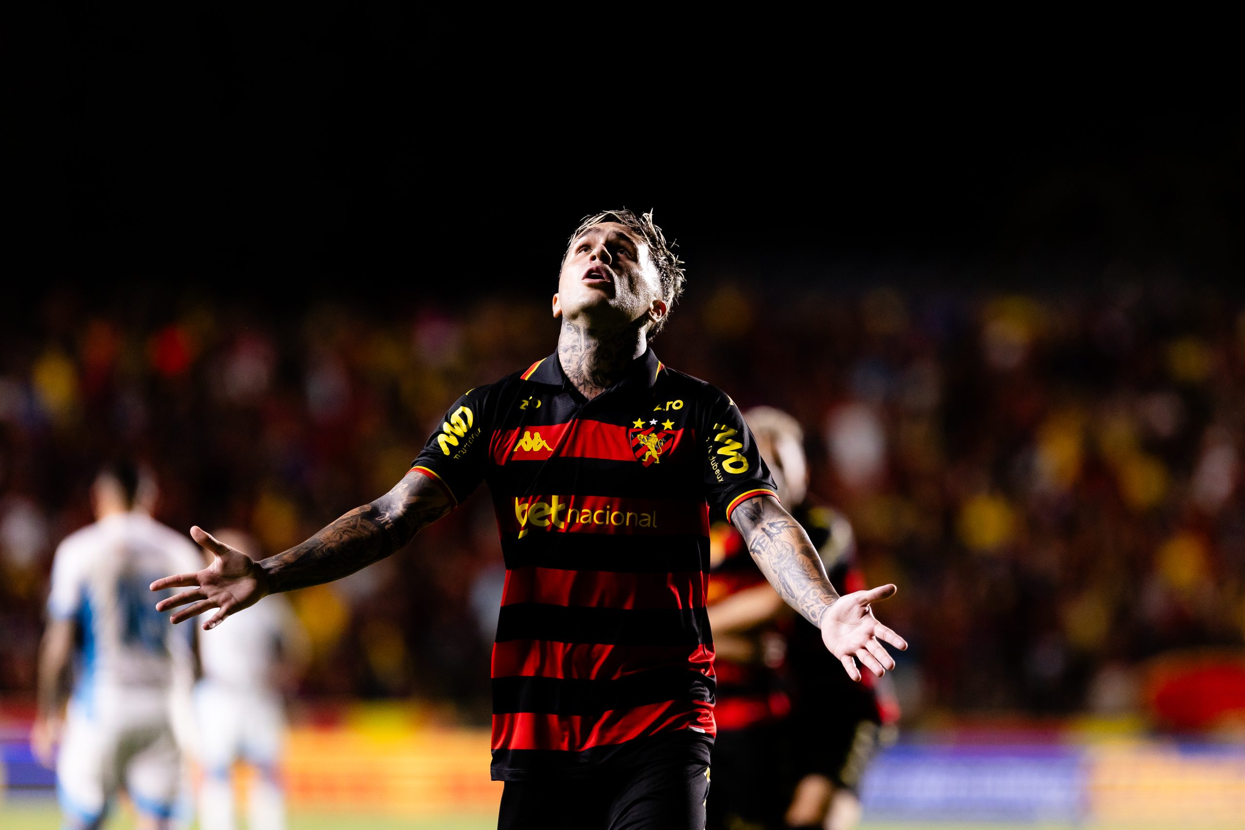 sport-vence-londrina,-chega-a-seis-jogos-invicto-e-entra-no-g6-da-serie-b