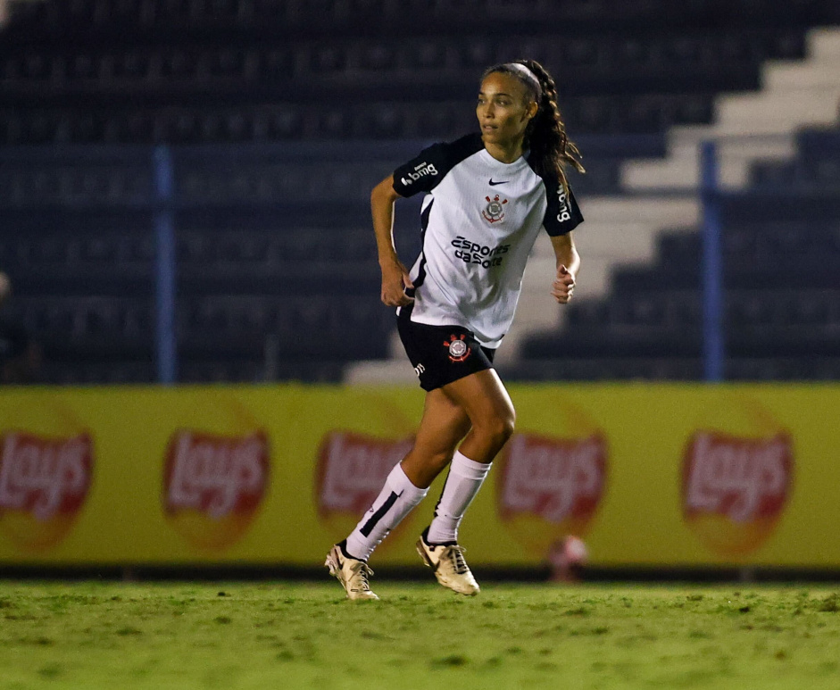 corinthians-empresta-meio-campista-juliana-passari-ao-allianza-lima