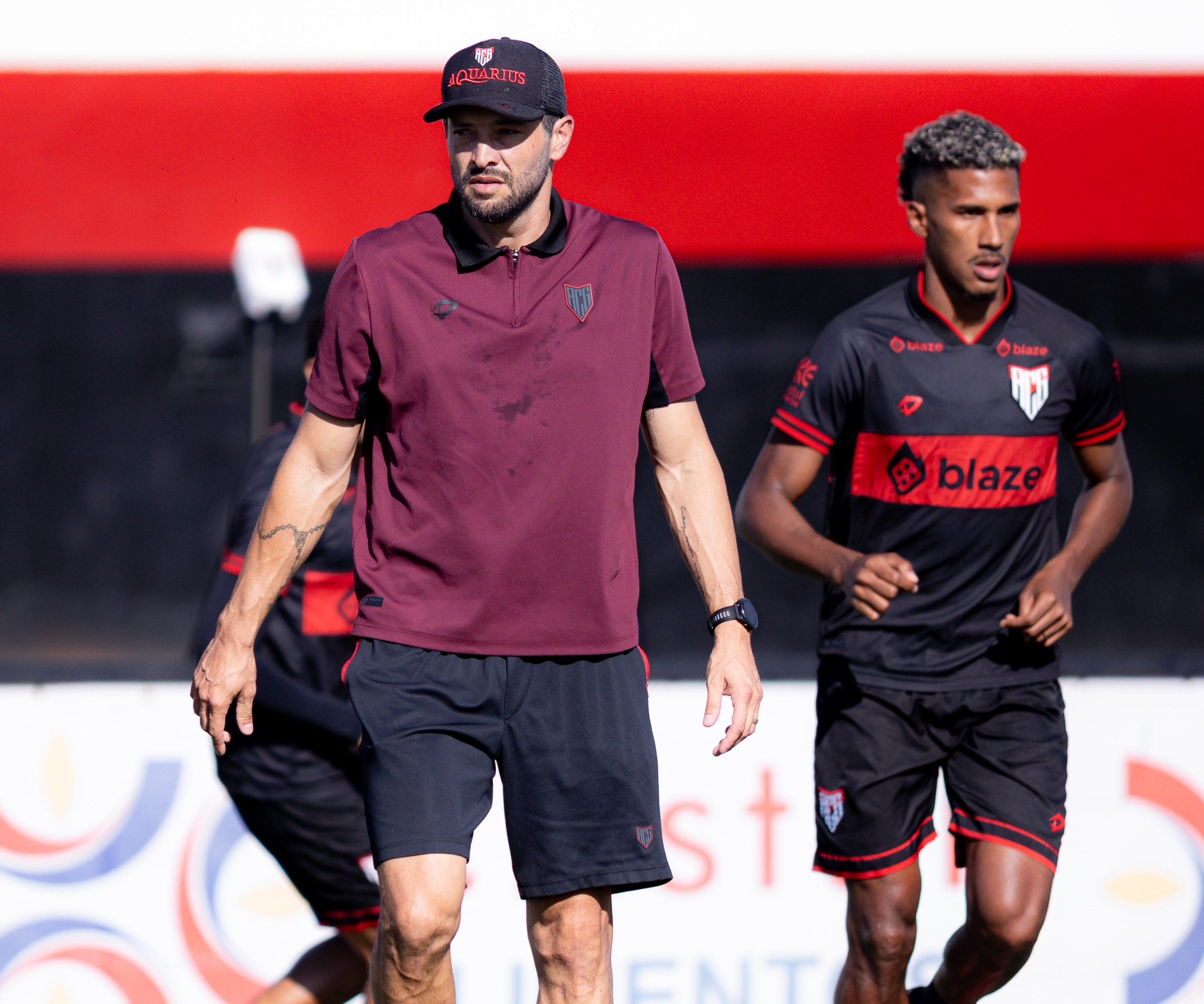 atletico-go-x-vila-nova:-veja-provaveis-escalacoes-e-onde-assistir-ao-confronto-pela-serie-b