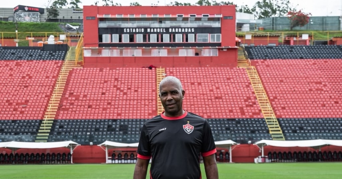 novo-comando:-jonilson-veloso-revela-planos-para-nova-fase-da-base-do-vitoria