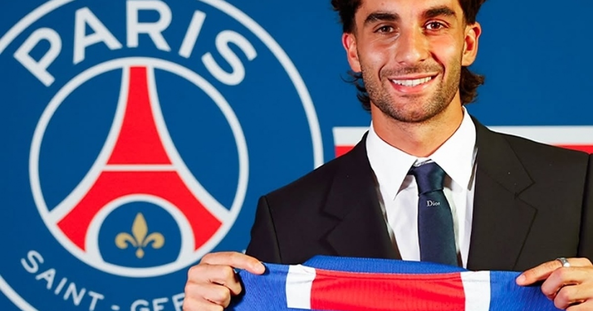 psg-anuncia-contratacao-de-ferran-torres,-heroi-da-espanha-na-copa-do-mundo