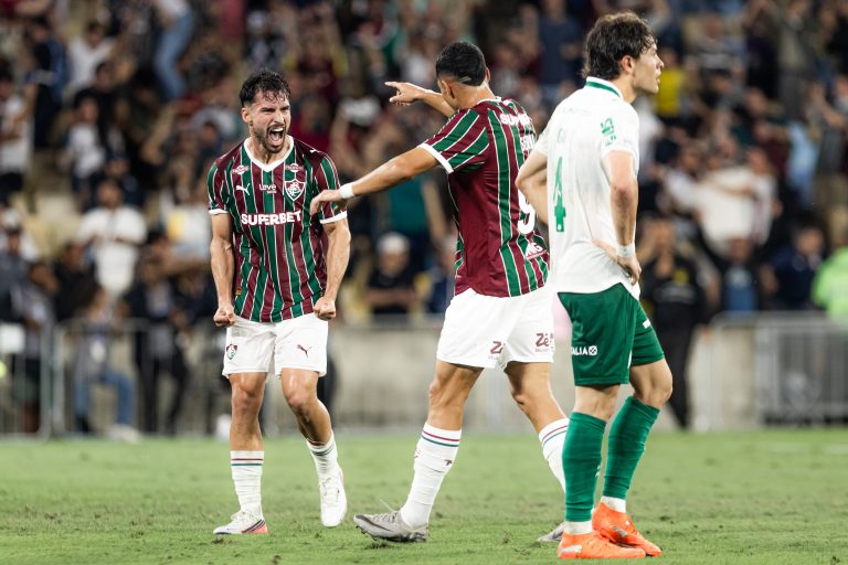 palmeiras-sofre-virada-do-fluminense-nos-acrescimos-e-pode-ver-flamengo-encostar-na-ponta