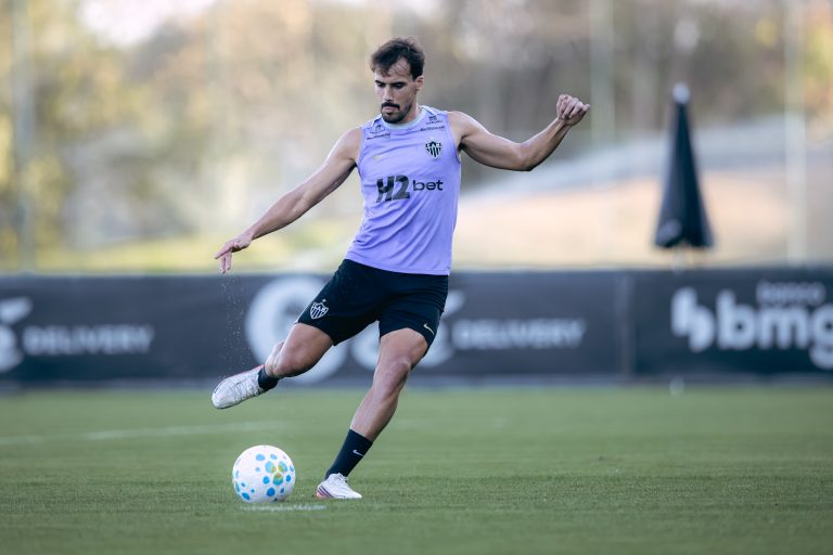 atletico-mg-x-gremio-pelo-brasileirao:-veja-provaveis-escalacoes-e-onde-assistir