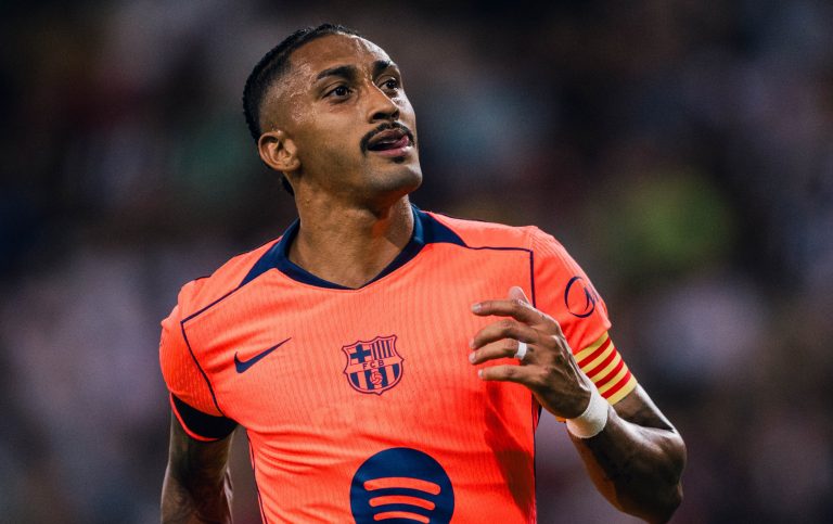 adeyemi-marca-e-barcelona-goleia-basel-em-amistoso-de-pre-temporada