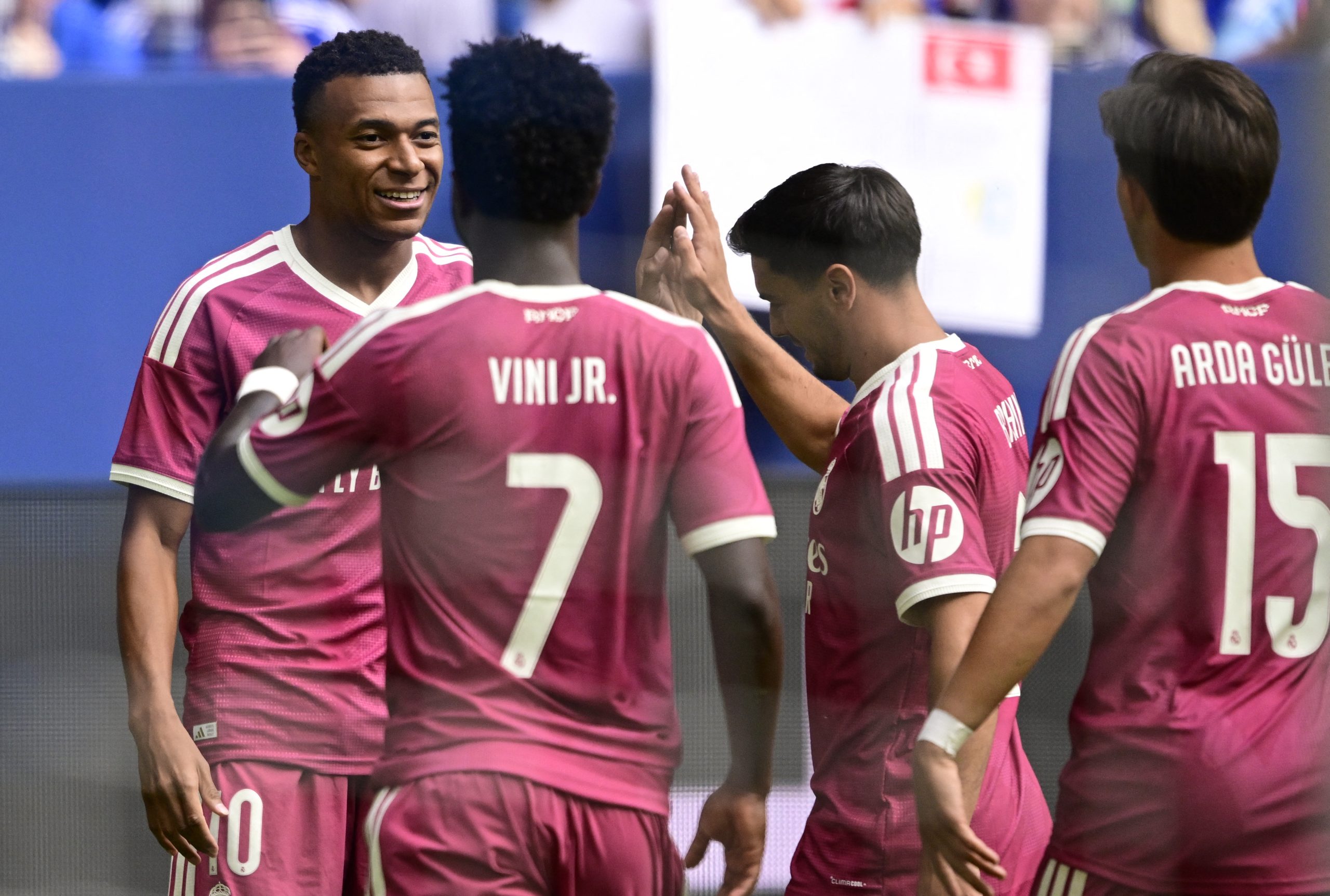 veja-fotos-do-amistoso-entre-schalke-04-x-real-madrid