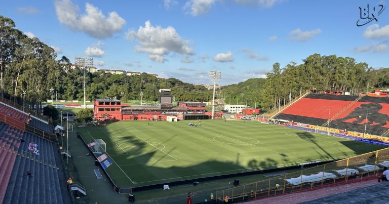 confira-as-escalacoes-oficiais-de-vitoria-x-botafogo-pelo-brasileirao-2026