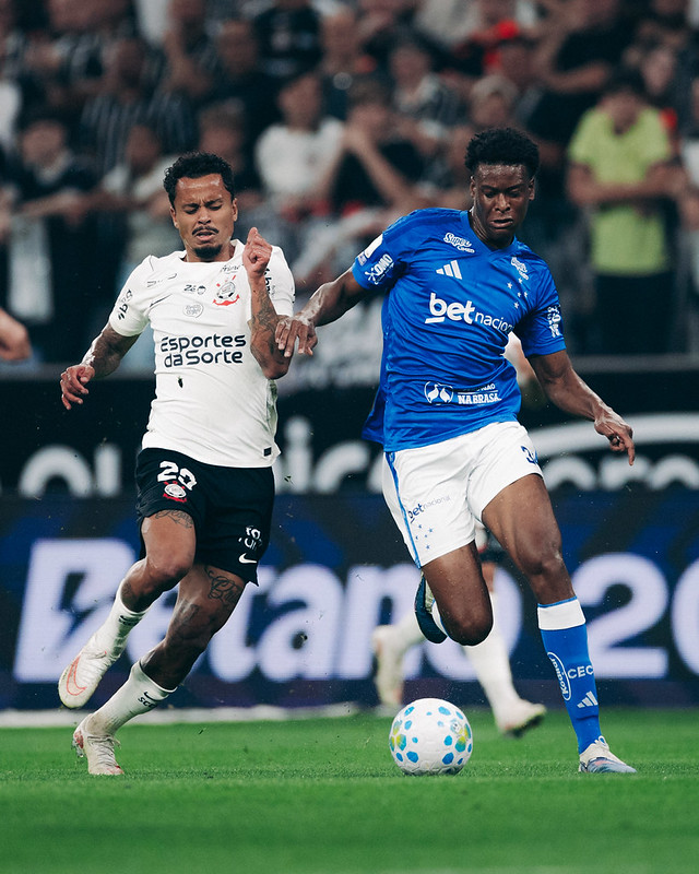 corinthians-x-cruzeiro:-veja-fotos-do-jogo-da-23a-rodada-do-brasileirao