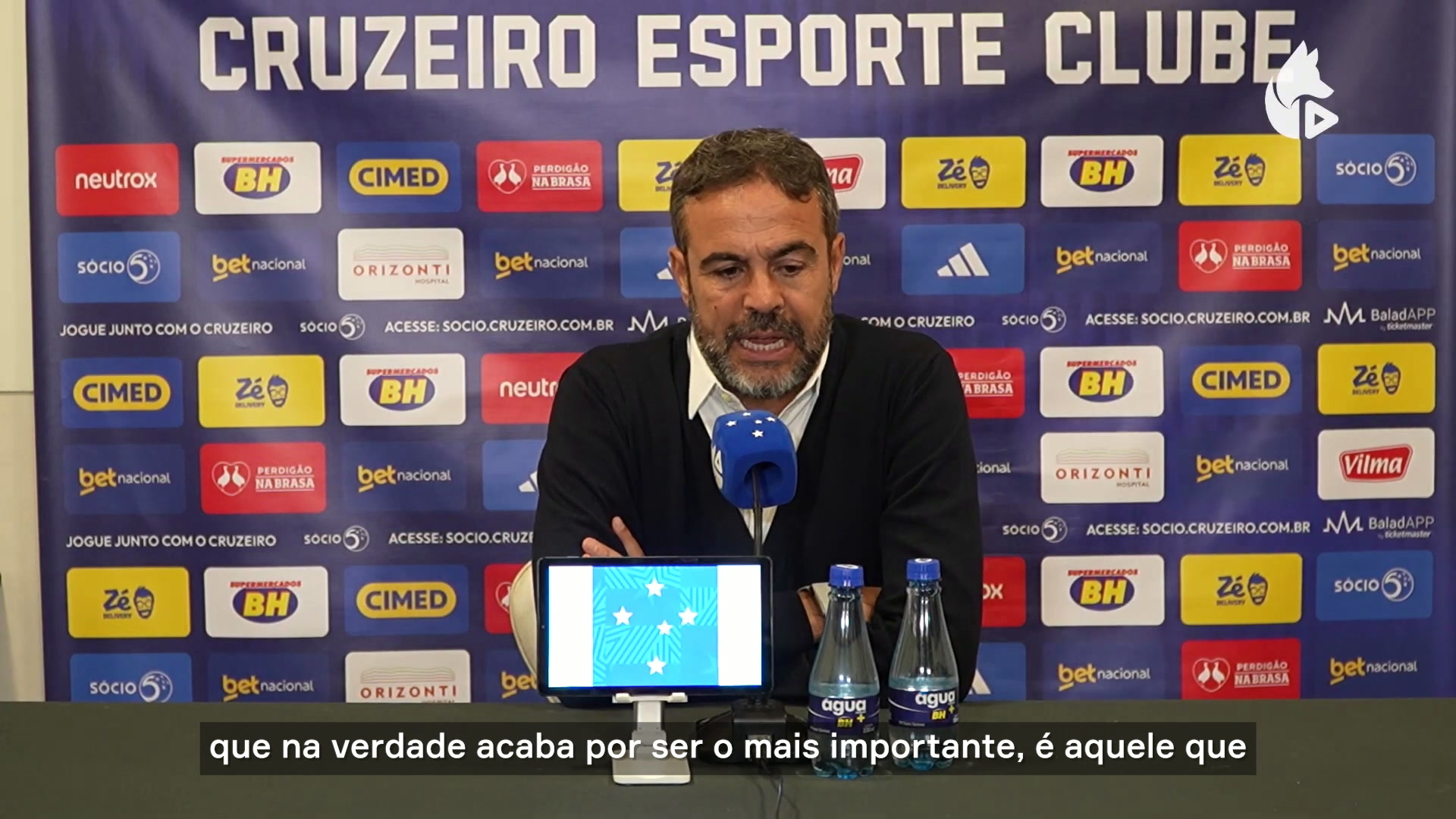 artur-jorge-exalta-compromisso-do-cruzeiro-em-vitoria-na-neo-quimica-arena