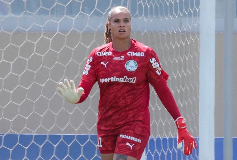 natascha-supera-grave-lesao-e-retorna-aos-gramados-pelo-palmeiras-apos-mais-de-um-ano