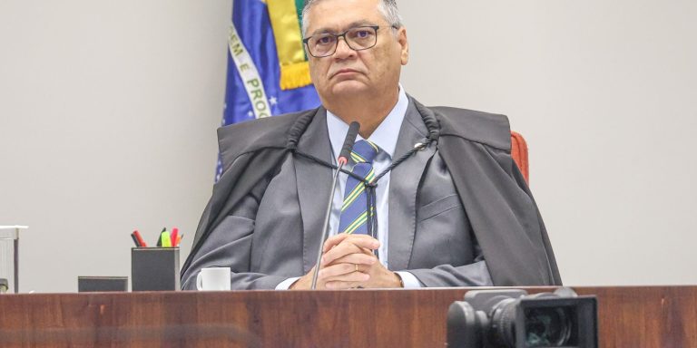 dino-determina-afastamento-do-presidente-do-tce-do-maranhao