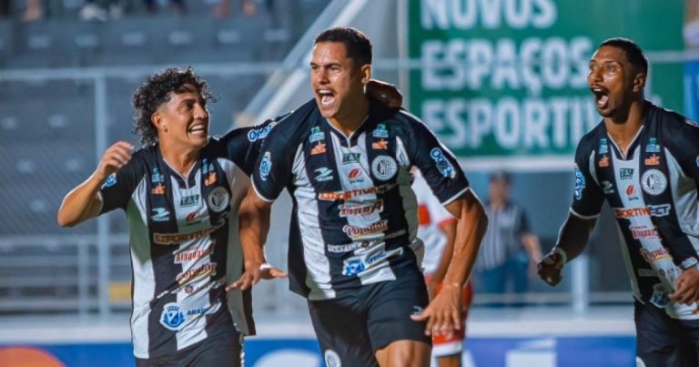vitoria-negocia-contratacao-de-alex-bruno,-um-dos-artilheiros-do-brasil-em-2026
