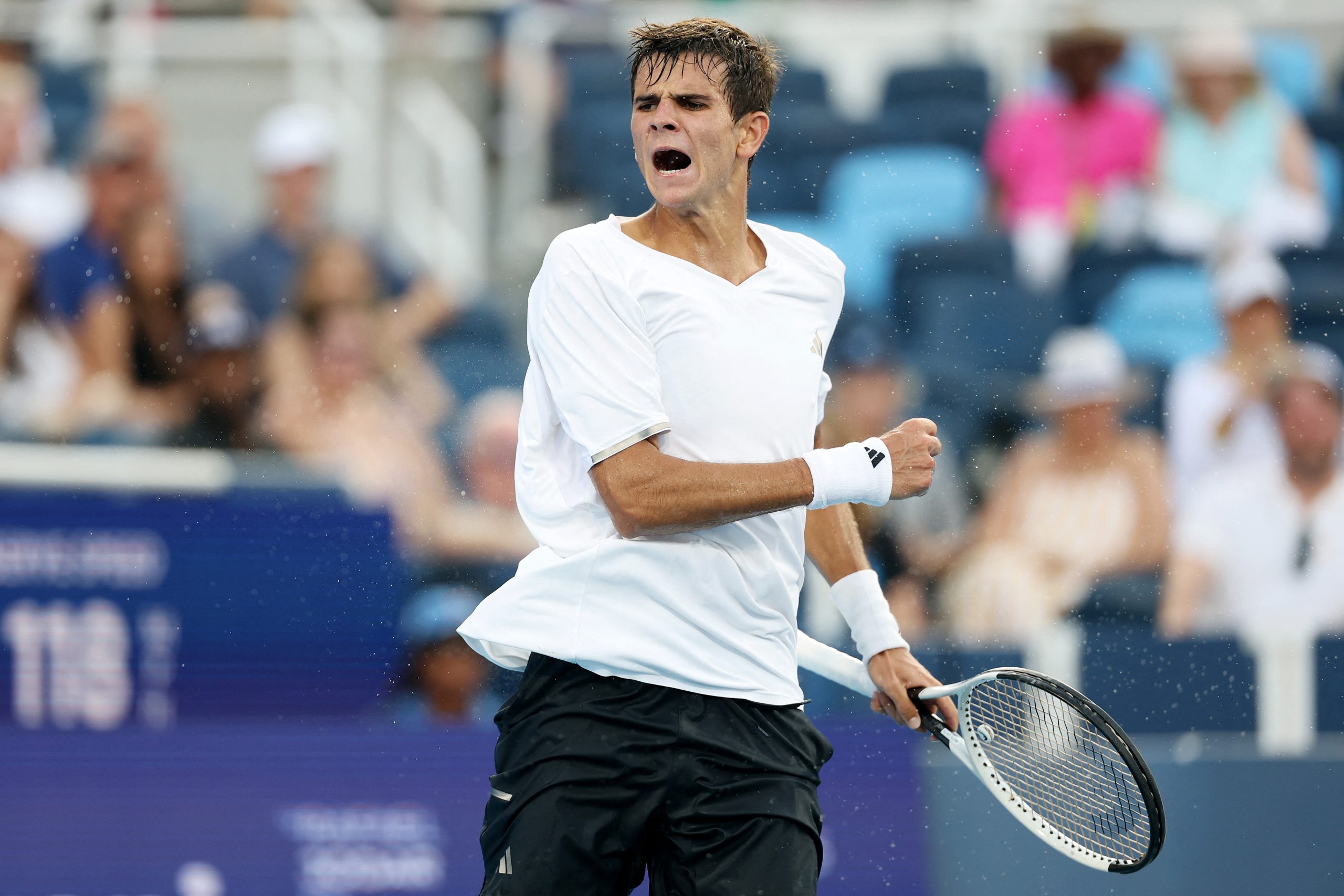 jodar-atropela-tabilo-e-vai-as-oitavas-do-masters-1000-de-cincinnati