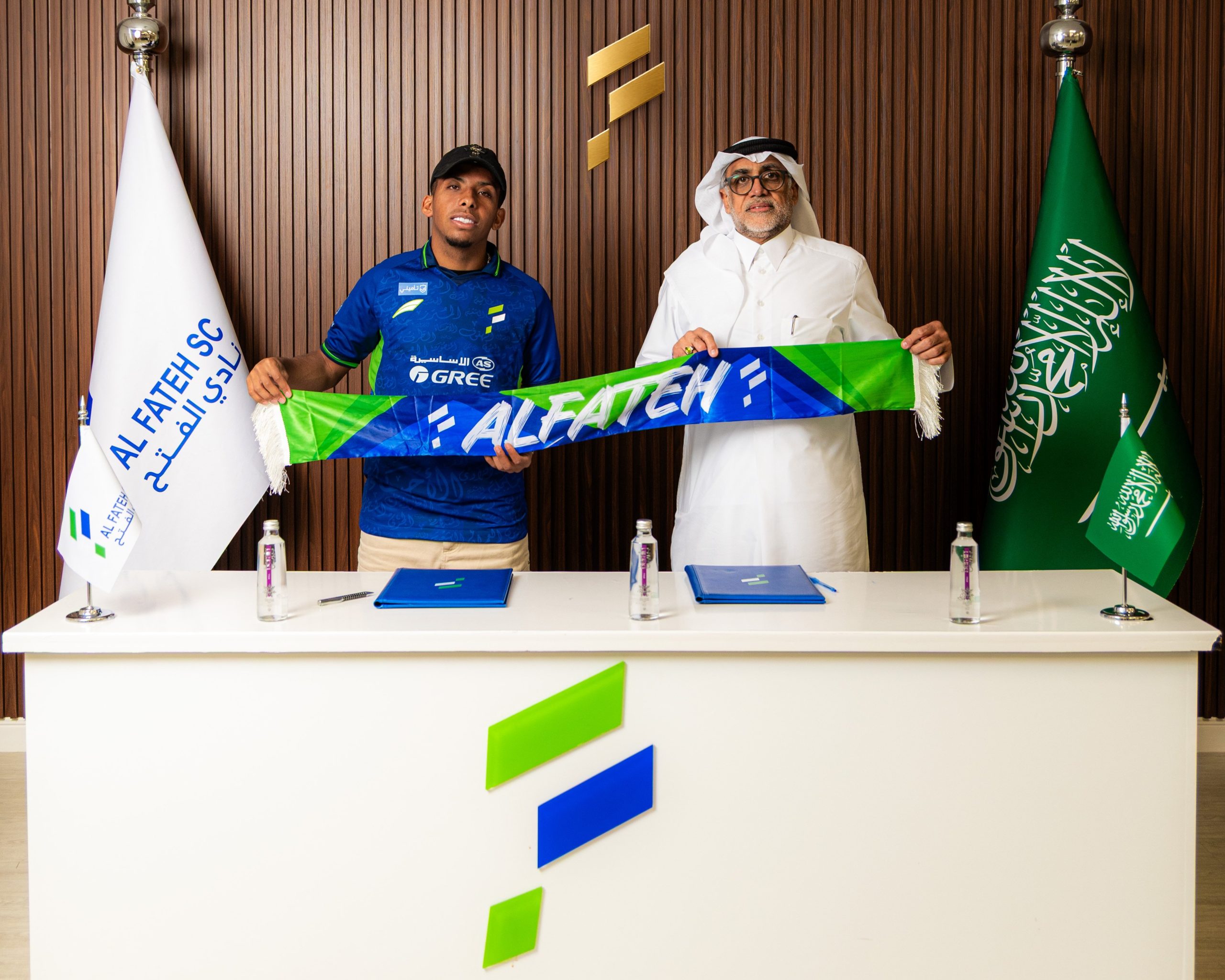 time-saudita-anuncia-contratacao-de-sorriso,-ex-palmeiras,-por-emprestimo