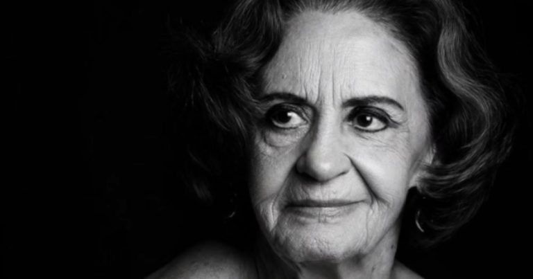 morre-laura-cardoso,-pioneira-da-teledramaturgia-no-brasil,-aos-98-anos 