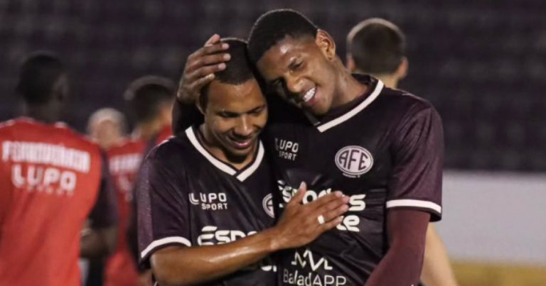 serie-c:-ferroviaria-goleia-paysandu-e-assume-quinta-posicao;-dois-nordestinos-figuram-o-g-8