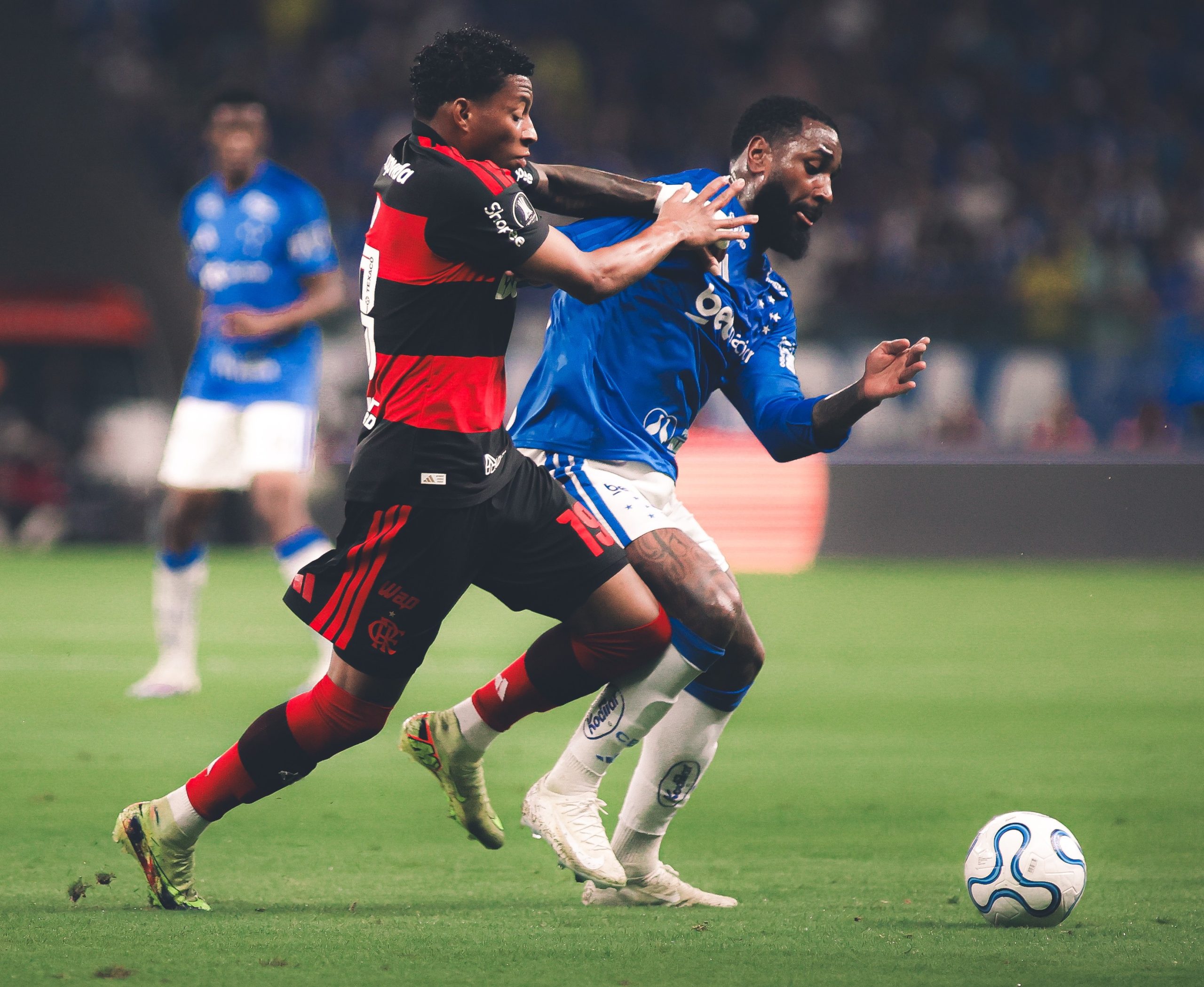 flamengo-x-cruzeiro:-veja-provaveis-escalacoes-e-onde-assistir-ao-duelo-pelas-oitavas-da-libertadores