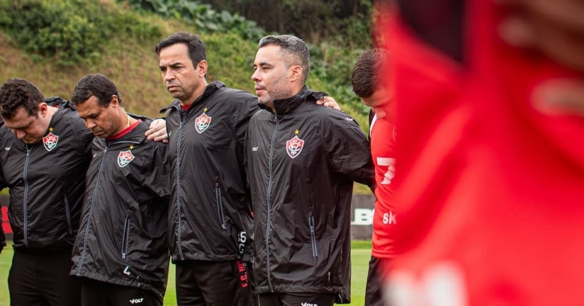 com-caique-e-baralhas-monitorados,-vitoria-inicia-preparacao-para-o-ba-vi