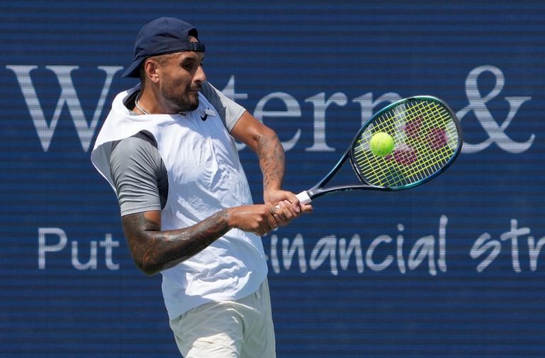 tenista-australiano-nick-kyrgios-e-suspenso-pelo-consumo-de-cocaina