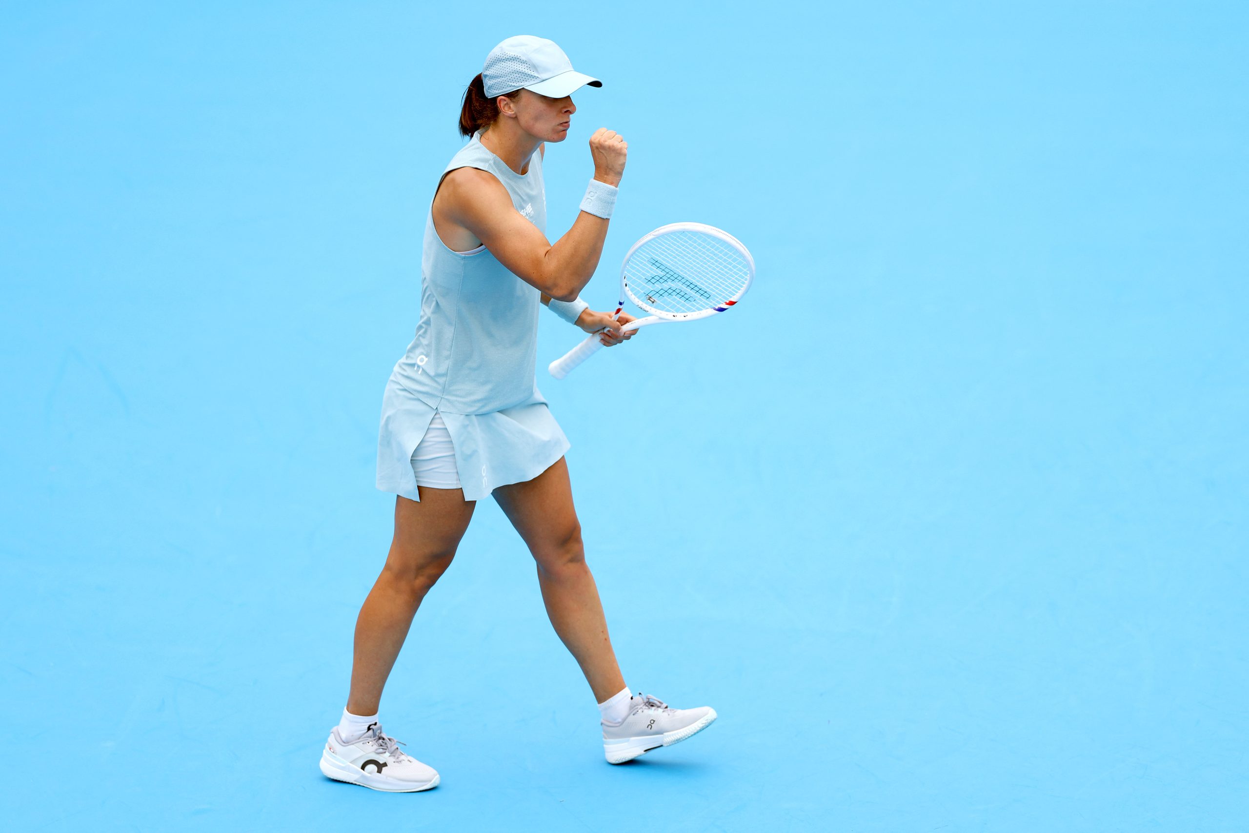 swiatek-avanca-as-quartas-do-wta-1000-de-cincinnati-e-espera-por-rybakina