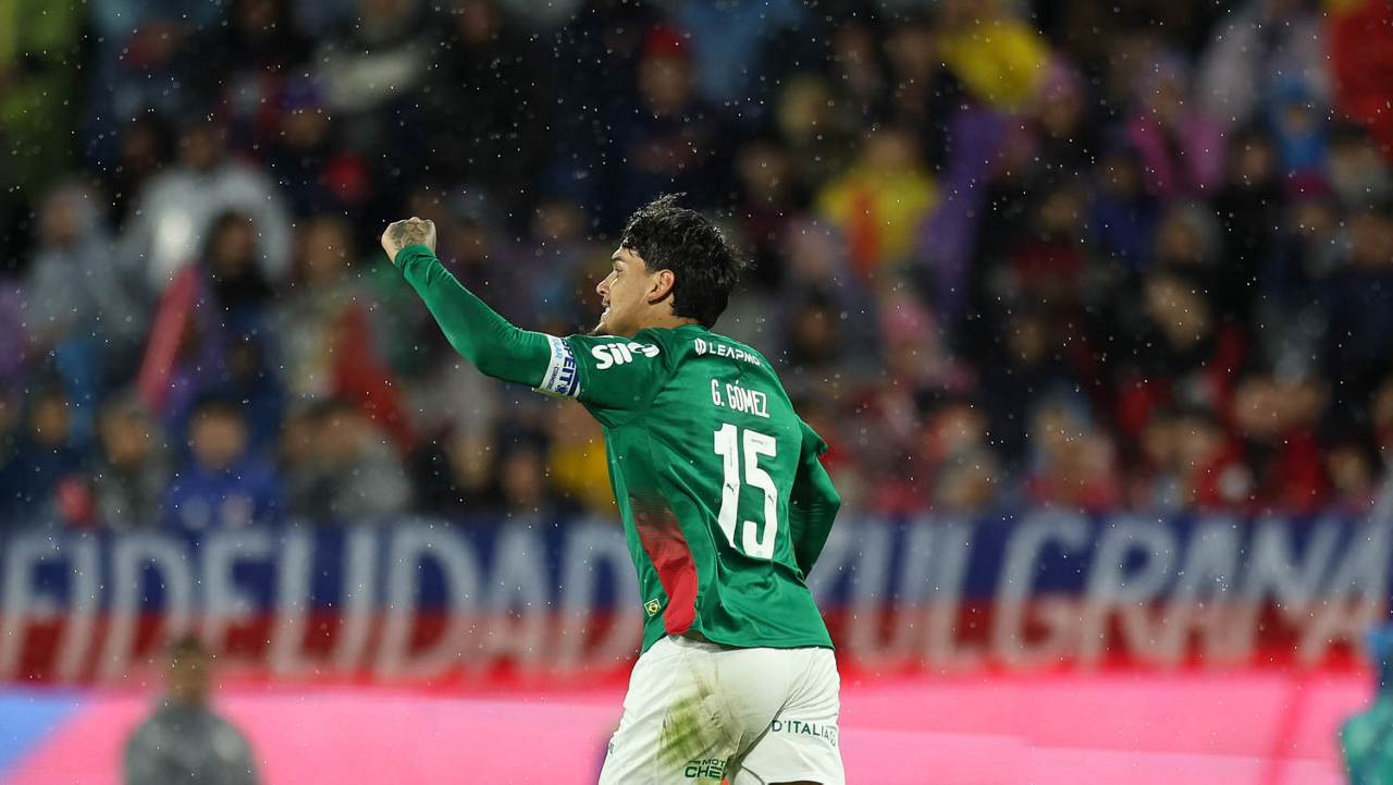 heroi-da-classificacao,-gomez-exalta-raca-do-palmeiras:-“libertadores-tem-que-jogar-assim”