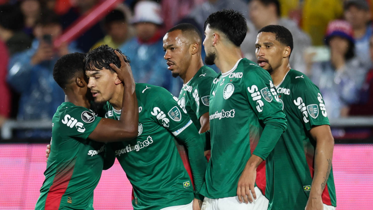palmeiras-compara-numeros-da-libertadores-e-provoca-corinthians-apos-classificacao